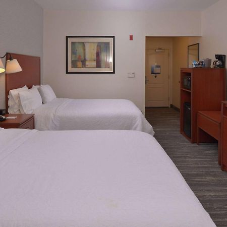 Hampton Inn And Suites Bakersfield North-Airport Екстер'єр фото