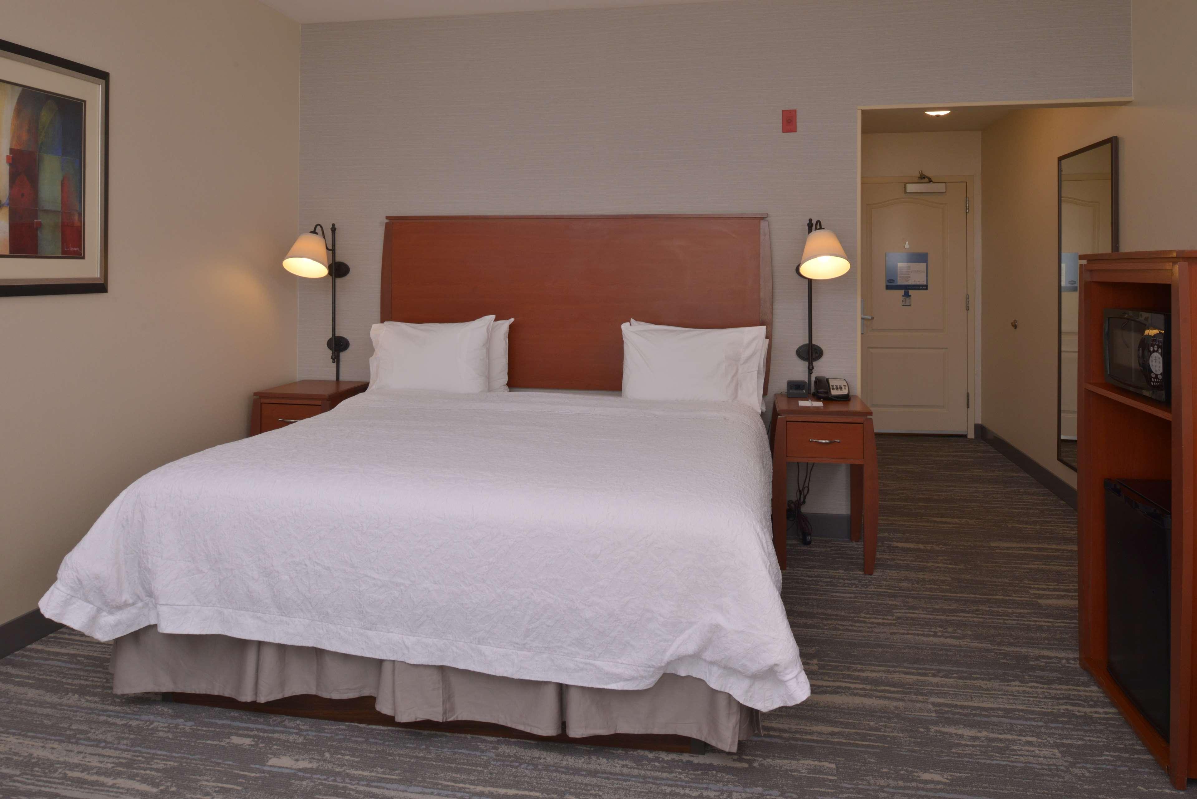 Hampton Inn And Suites Bakersfield North-Airport Екстер'єр фото