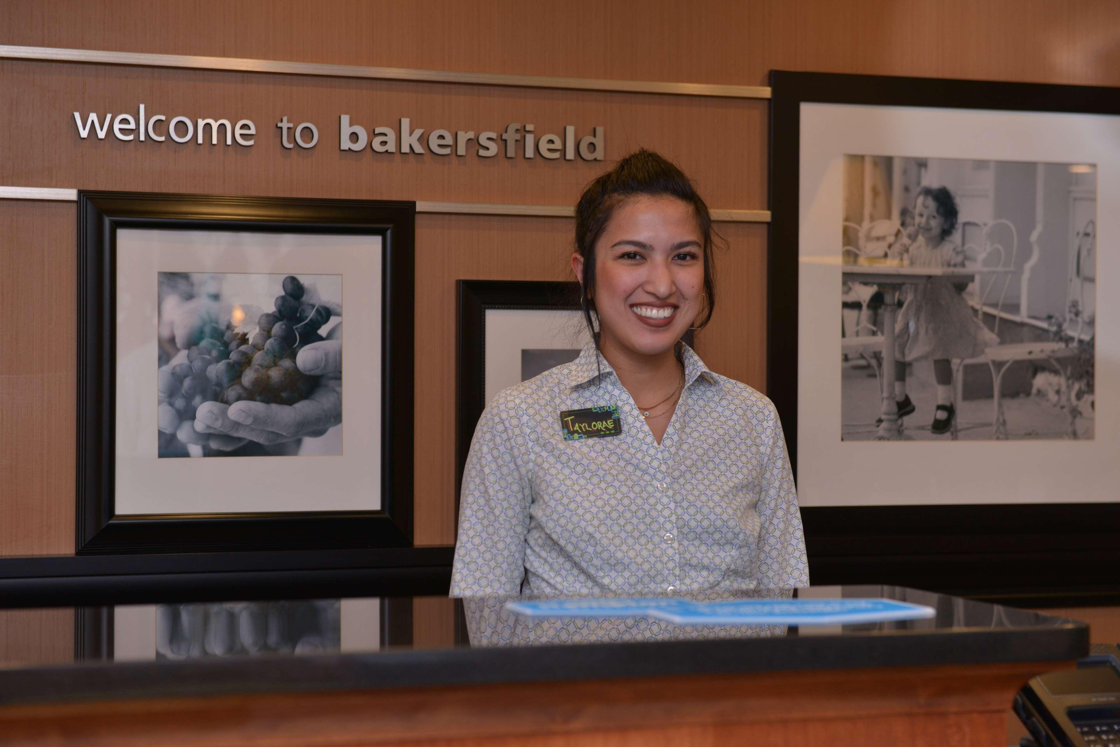 Hampton Inn And Suites Bakersfield North-Airport Екстер'єр фото