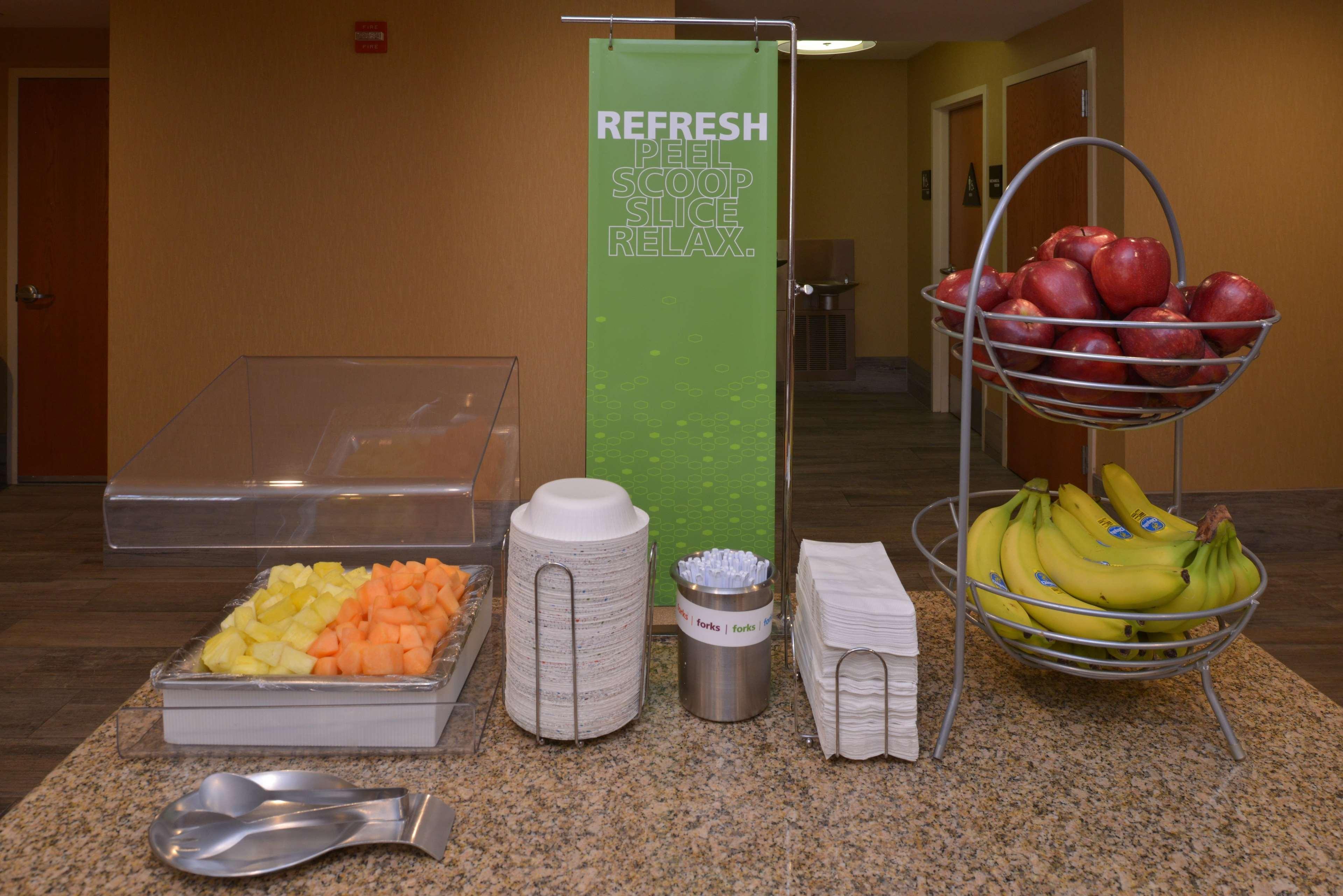 Hampton Inn And Suites Bakersfield North-Airport Екстер'єр фото