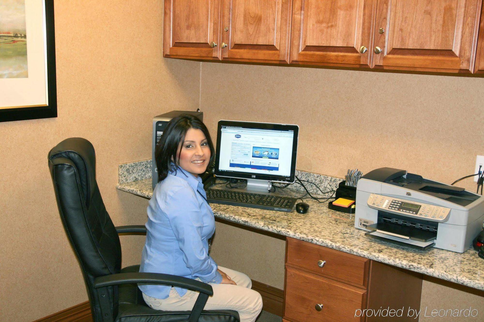 Hampton Inn And Suites Bakersfield North-Airport Зручності фото